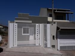 Casa para Venda em Atibaia - 3