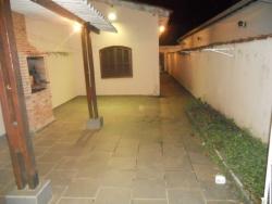 Casa para Venda em Atibaia - 1