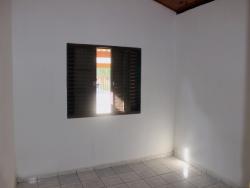 Casa para Venda em Atibaia - 3